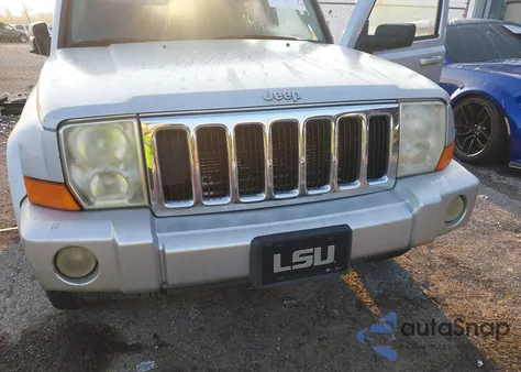 2010 Jeep Commander Sport z USA, uszkodzony, nr VIN 1J4RH4GK9AC131503